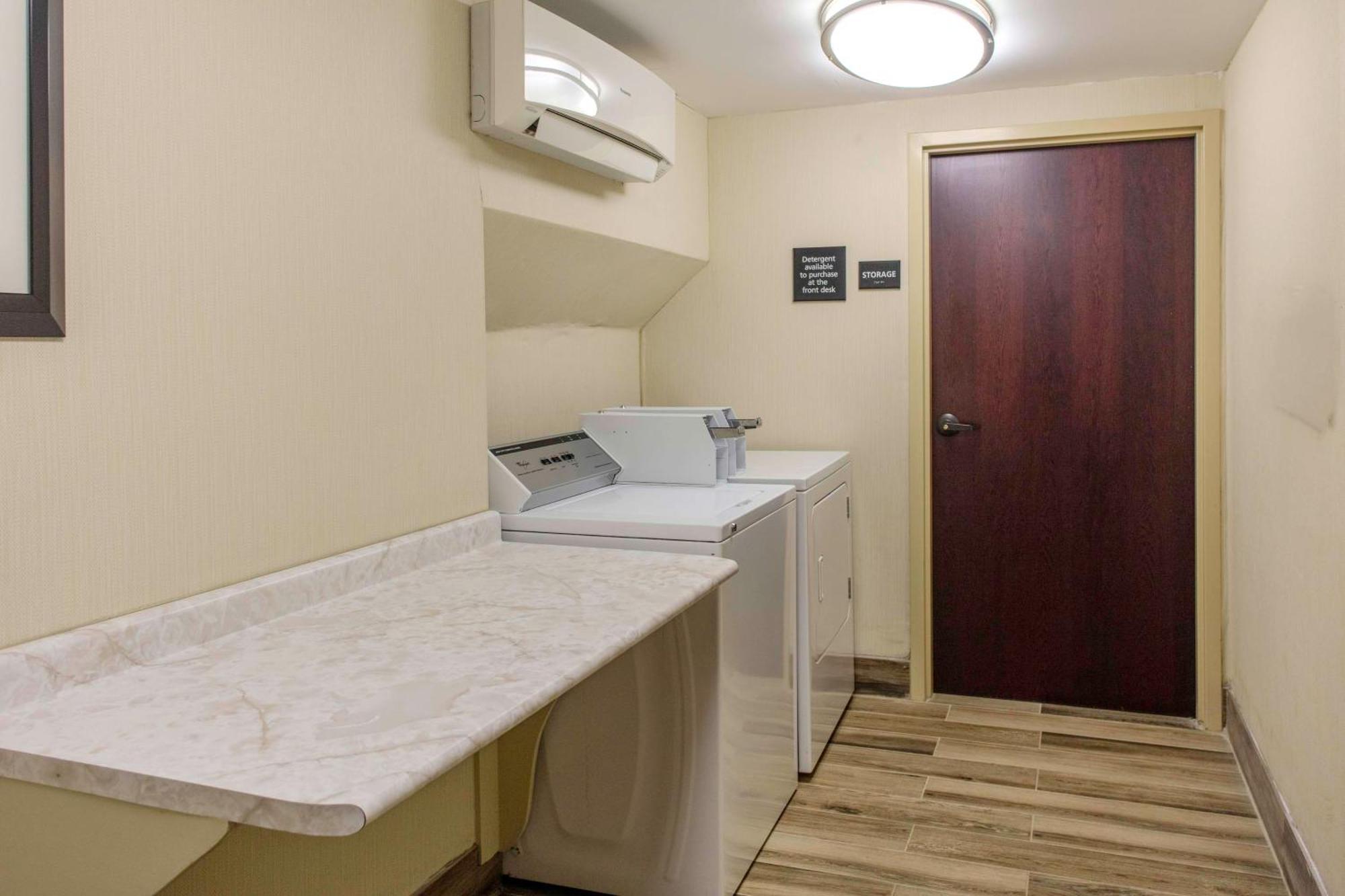Hampton Inn Detroit Northville Dış mekan fotoğraf